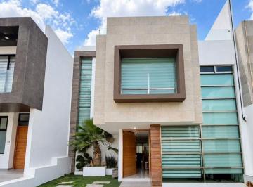 Casa de 3 habitaciones, Pachuca · Casa Amueblada en Exclusiva Zona en Pachuca