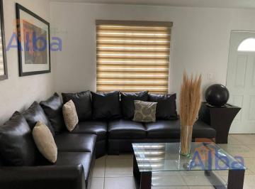 Casa · 120m² · 3 Recámaras · 2 Estacionamientos · Casa en Renta Amueblada en Coto La Rochelle Santa Monica