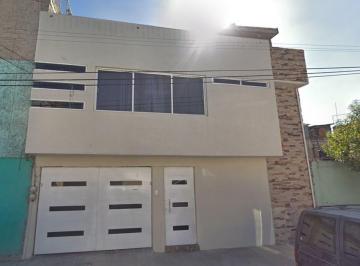 Casa de 4 habitaciones, Nezahualcóyotl · Casa de 270 m² con 4 Recámaras en Venta en La Perla