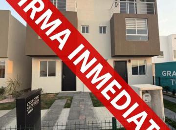 Casa de 3 habitaciones, Toluca · Casa de 3 Recamaras con 3.5 Baños. Aplica Para Infonavit y Fovissste