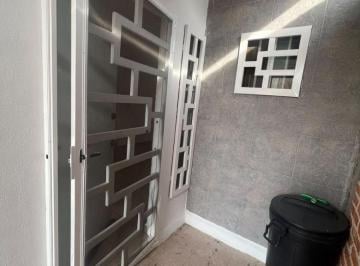 Casa de 2 habitaciones, León · Renta de Casa en Los Heroes de Leon U Piso