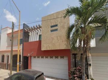 Casa de 3 habitaciones, Culiacán · Casa en Venta en Culiacan Rosales Sinaloa