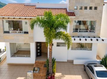 Casa de 4 habitaciones, Atizapán de Zaragoza · ️ Residencia en Zona Esmeralda | $8.5 Mdp | Oportunidad de Inversión en Bosques Esmeralda - Jh