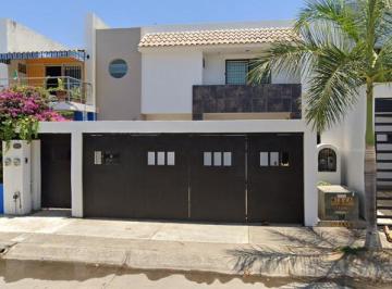 Casa de 3 habitaciones, Puerto Vallarta · Casa en Venta en Puerto Vallarta Jalisco