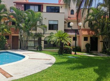 N/A · Casa Amueblada en Renta en Sm 18, Cancún | 3 Recámaras, Oficina y Alberca
