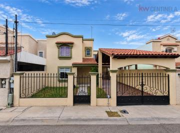 N/A · Casa en Venta con Terreno Excedente en Zona Dorada