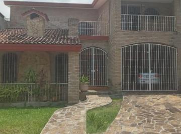N/A · Casa en Venta en Country Sol, Guadalupe, Nuevo León | 3 Recámaras, Equipada y Amplios Espacios
