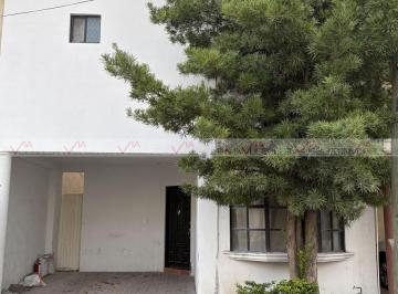 Casa · 150m² · 3 Recámaras · 1 Estacionamiento · Casa en Renta en Huasteca del Valle