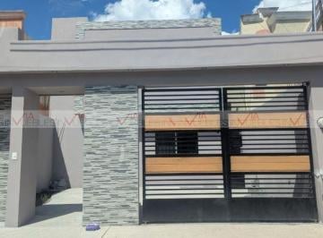 Casa · 200m² · 3 Recámaras · 2 Estacionamientos · Casa en Renta en Villas de Huinala