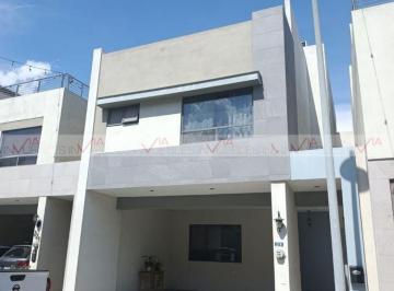 Casa · 290m² · 3 Recámaras · 2 Estacionamientos · Casa en Renta en Cerradas de Cumbres