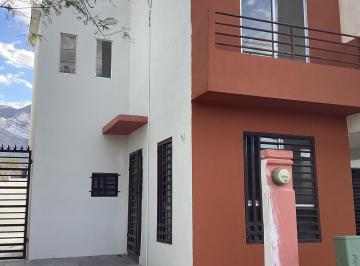 Casa de 2 habitaciones, Santa Catarina · Casa Renta en Santa Catarina