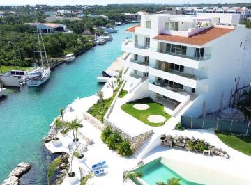 Departamento · 140m² · 2 Recámaras · 1 Estacionamiento · En Venta Condo Premium con Vistas a La Marina