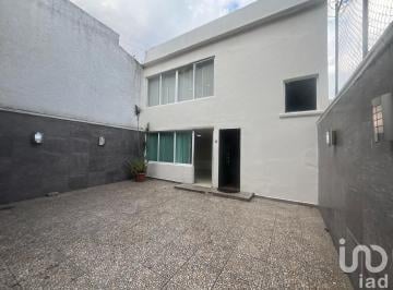Casa · 140m² · 5 Recámaras · 2 Estacionamientos · Casa Duplex Col. del Carmen, Alcaldía Benito Juárez, Cdmx