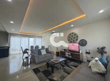 Casa · 190m² · 4 Recámaras · 2 Estacionamientos · Casa - Residencial Río