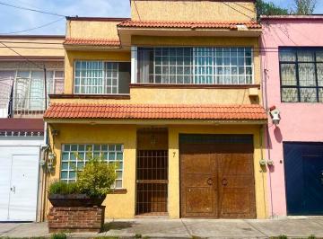 Casa de 6 habitaciones, Benito Juárez · Gran y Hermosa Casa en Venta en Letran Valle, Alc. Benito Juárez