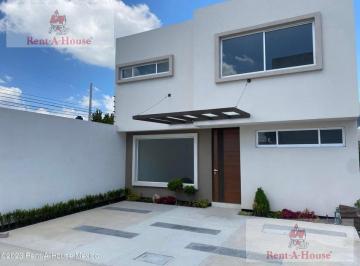 Casa · 169m² · 3 Recámaras · 2 Estacionamientos · Casa en Venta en San Salvador Tizatlalli, Metepec 26 - 630 Jas