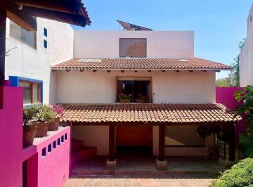 Casa en condominio · 538m² · 4 Recámaras · 4 Estacionamientos · Casa en Condominio en Lomas del Olivo