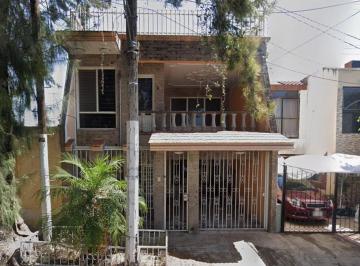 Casa de 3 habitaciones, Guadalajara · Venta de Casa en Colonia Ferrocarril en Guadalajara