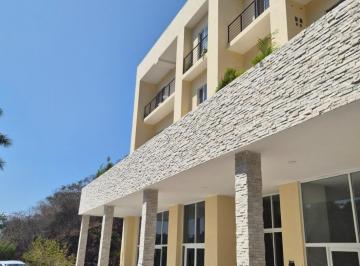 Local comercial , Santa María Huatulco · Local Comercial en El Andador Turistico "La Crucecita" Bahías de Hux