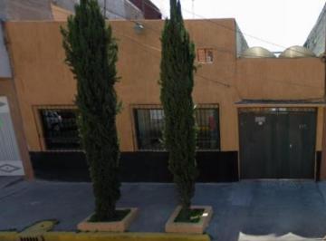 Casa de 4 habitaciones, Venustiano Carranza · Casa en Venta en Venustiano Carranza, Cdmx