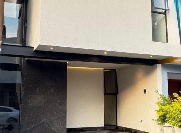Casa de 2 habitaciones, Zapopan · Casa en Venta en Real de Valdepeñas - Fraccionamiento Real del Camichin 83