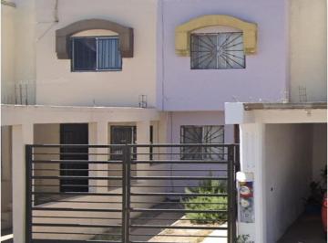 Casa de 2 habitaciones, Nogales · Casa de 80 m² con 2 Recámaras en Venta en San Carlos I Etapa