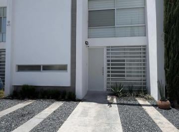 Casa de 4 habitaciones, Aguascalientes · Casa en Renta en Barlovento, Ags. · 4 Recámaras con Baño Propio · Alberca y Seguridad 24/7