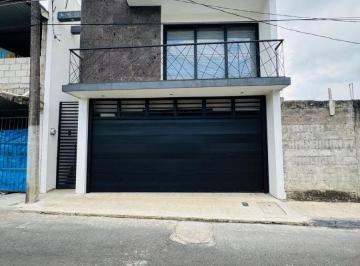 Casa de 3 habitaciones, Orizaba · Se Vende Casa a Una Cuadra de Av de Los Censos
