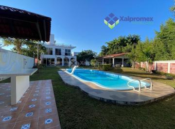 ee3b6ae542a64d46e0659bd0b3200e269870427c1f4a28534564c89165915810 · Casa Campestre en Venta con Alberca Cerca de Xalapa