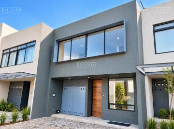 Casa de 3 habitaciones, Zapopan · Casa en Venta en Valle Imperial Zapopan Jalisco