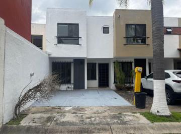 Casa en condominio de 4 habitaciones, San Pedro Tlaquepaque · Casa en Coto Las Palmasen Venta de 130 m² con 4 Recámaras, 3 Baños en Tlaquepaque Cerca del Iteso