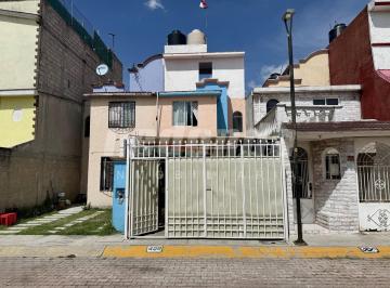 Casa · 75m² · 3 Recámaras · 1 Estacionamiento · Casa en Cofradía de San Miguel II