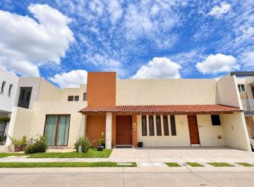 71309ac72397bf7ff762a12b2bd868b5424eb3fd3a55650526ce3cc0aee4c0d6 · Residencia en Venta en El Carmen Habitat/parque Metropolitano