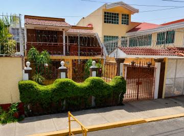 Casa de 4 habitaciones, Iztacalco · Venta de Casa en Colonia Impi Picos, Iztacalco, Ciudad de Mexico