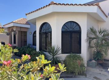 3313ba750c8716f678c760e4f7fdd0d47827454f85d6def142f1626cedf834e0 · Venta Casa Bellavista, Calle San Antonio, La Paz, B. C. s.