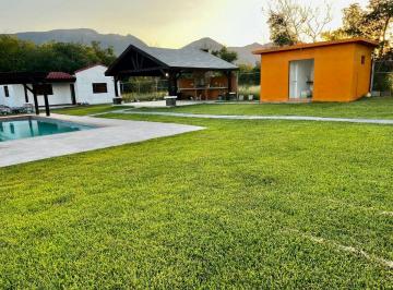 Quinta de 2 habitaciones, Cadereyta Jiménez · Quinta en Venta a Minutos de Allende