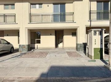 Casa de 3 habitaciones, León · Renta de Casa Nueva en Lyrata Residencial