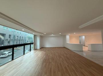 El departamento cuenta con tres habitaciones, tres baños y medio, estancia para · Bonito Departamento en Excelente Ubicación