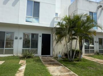 Casa · 3 Recámaras · 1 Estacionamiento · Casa en Renta en El Fracc. Dream Lagoons