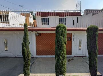 Casa de 4 habitaciones, Iztapalapa · Bonita Casa en Venta en Col. Lomas Estrella