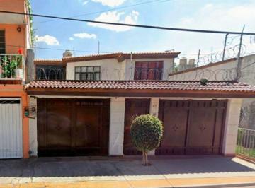 Casa de 3 habitaciones, Tultitlán · Casa en Venta en Valle de Los Sauces, Iztacalli del Valle, Buenavista, Estado de México.