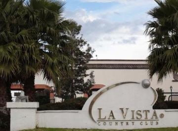 Terreno / Lote · 352m² · Terreno en Venta en La Vista Country Club