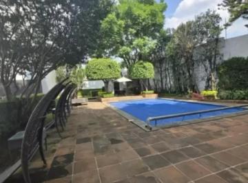Casa de 3 habitaciones, Xochimilco · Casa con Alberca en Xochimilco a La Venta