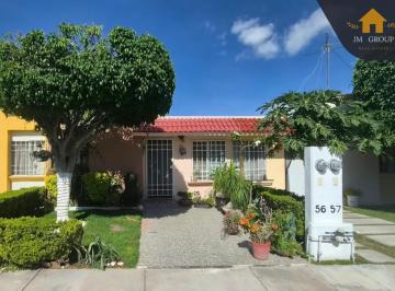 Casa de 2 habitaciones, Corregidora · Piramides un Piso Op