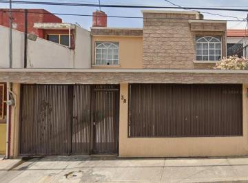 Casa de 3 habitaciones, Coacalco de Berriozábal · Bonita Casa en Venta en Col. El Chaparral Coacalco
