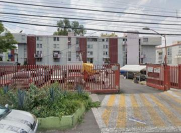 Departamento de 2 habitaciones, Venustiano Carranza · Departamento de Remate en Candelaria, Venustiano Cerca de Plaza Oriente