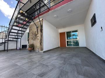 Casa de 3 habitaciones, Guadalajara · Casa en Renta Independencia