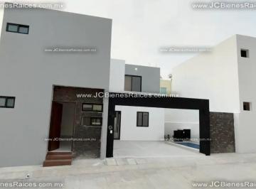 1 · Residencia en Lomas Residencial: 172 m² con Alberca Privada, 3 Recámaras (Una en Pb) y Seguridad 24h.