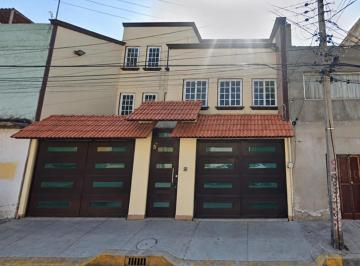 Casa de 3 habitaciones, Iztacalco · Casa en Venta en Agrícola Oriental