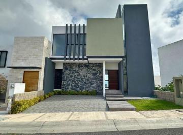 Casa de 4 habitaciones, El Marqués · Casa de 4 Recámaras en Zibatá con Sótano y Rooftop!